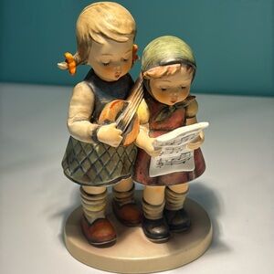 W. Goebel W.Germany Close Harmony Figurine